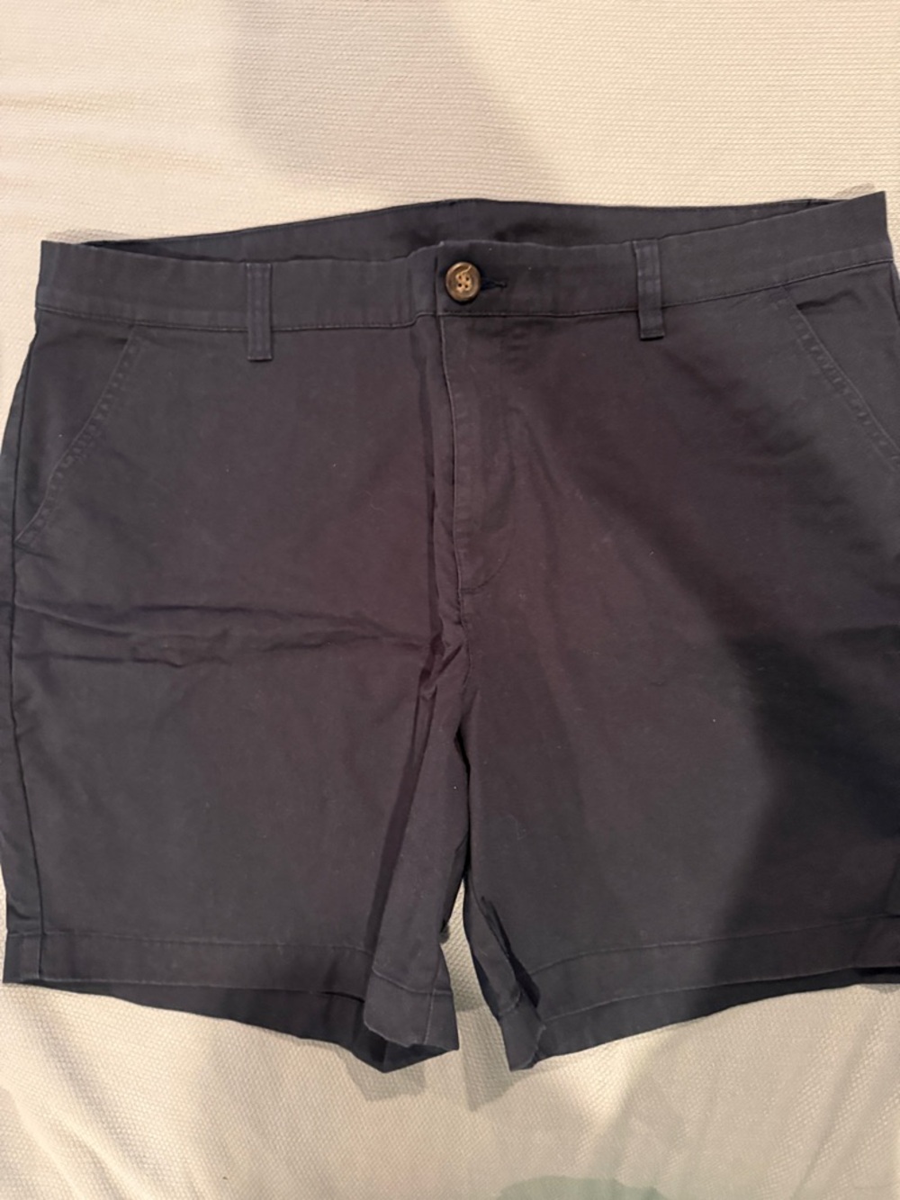 chubbies Navy Flat-Front Men's Shorts XL 7” EUC
